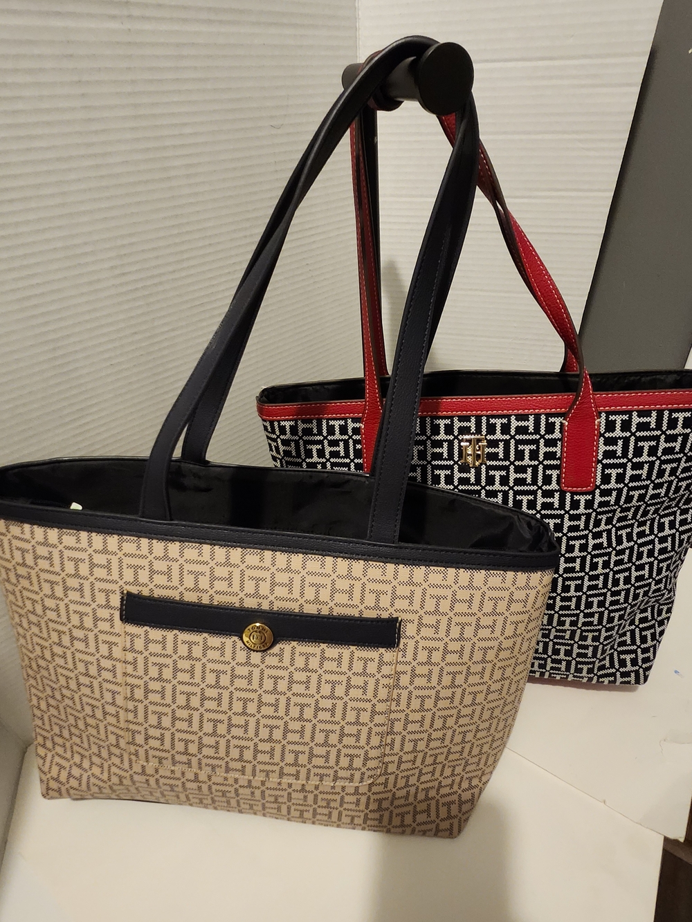Tommy Hilfiger Beige and Navy Logo Tote with Black Trim